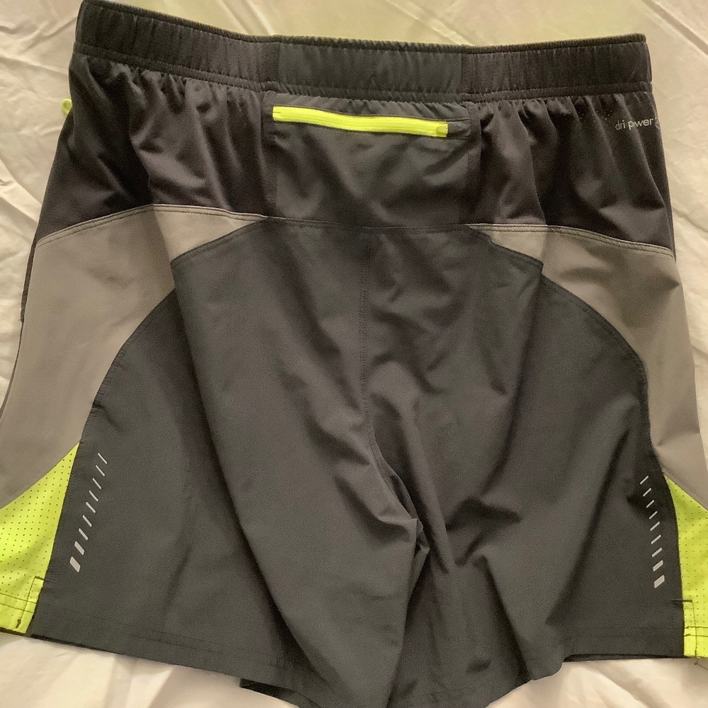 Men’s gym shorts